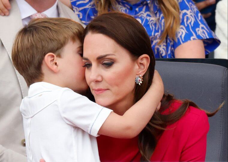 Todas as crianças Reais devem ter aulas de etiqueta