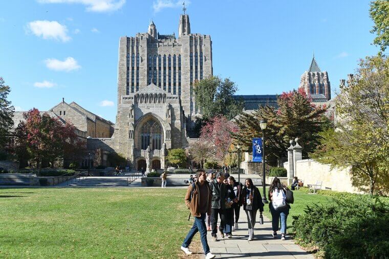 #8: Yale University