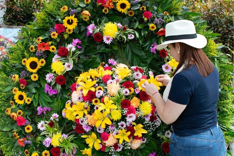 Excessively Massive Flower Displays