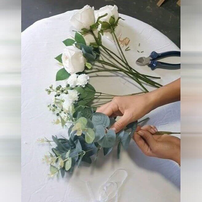 DIY Design Is Better Than Personal Florists When It Comes to Flower Centerpieces