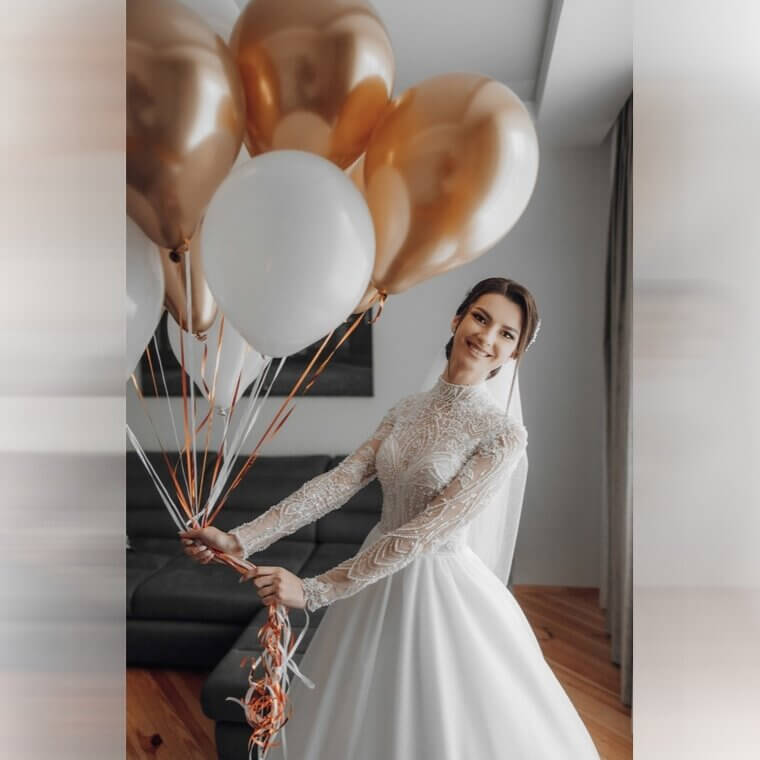 Burst the Balloon at the Wedding Trend