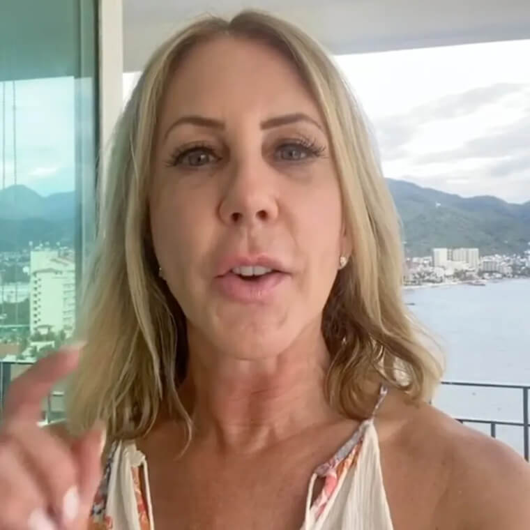 Vicki Gunvalson Almost Burst a Blood Vessel From Screaming at a Customer Service Rep