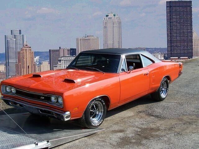 The Dodge Super Bee and Its Cartoon Logo