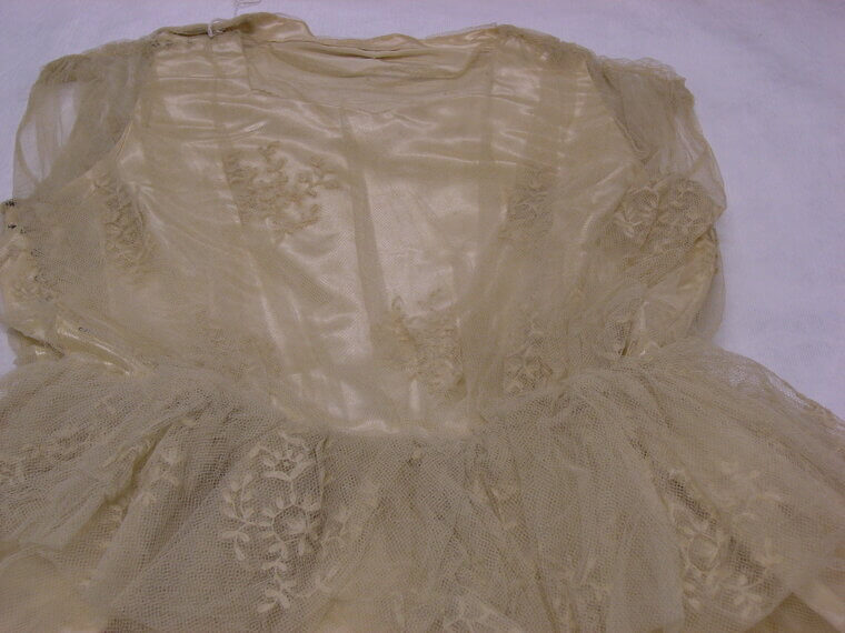 The 125-Year-Old Secret Hidden in Grace Kelly’s ‘Museum-Stolen’ Wedding Lace