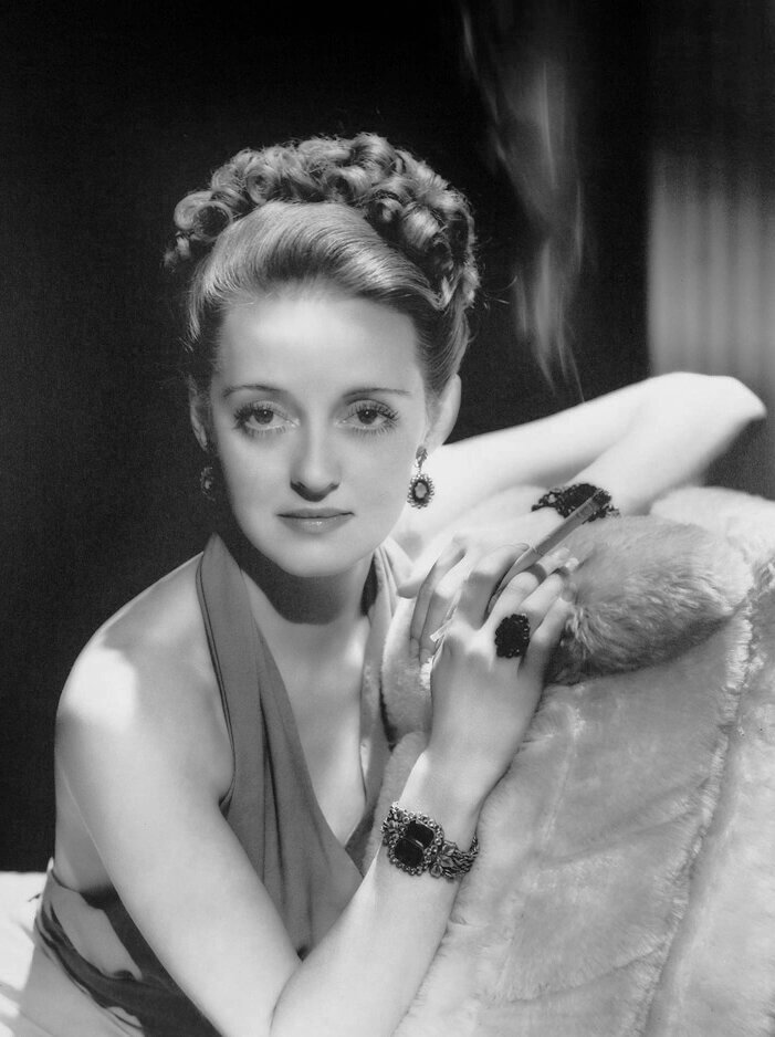 Bette Davis’s ‘Battle-Scarred’ Golden Globe