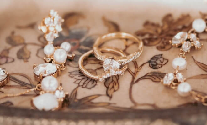 Timeless Treasures: The Most Iconic Heirlooms and Keepsakes of Old Hollywood Legends