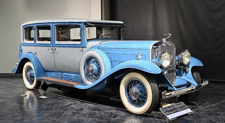 Cadillac V-16 (1930-1940)