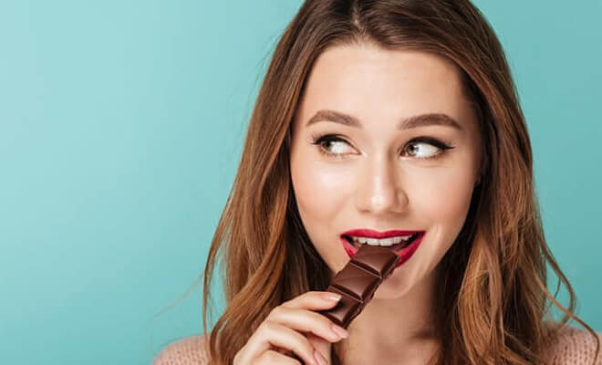 6 Unbelievable Ways Chocolate Can Save Your Skin