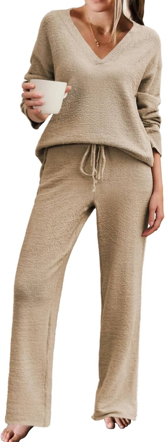 Ekouaer Fleece Pajama Set - Cozy Sleepwear for All Seasons - 28% Off!