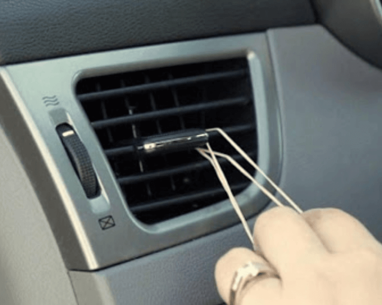 Improvise A Cellphone Holder In A Pinch