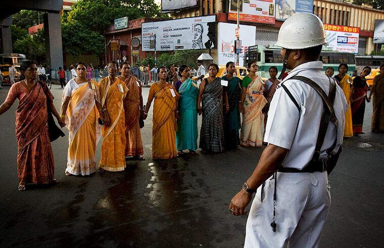 200 Women Jointly Committed Murder in an Indian Courtroom