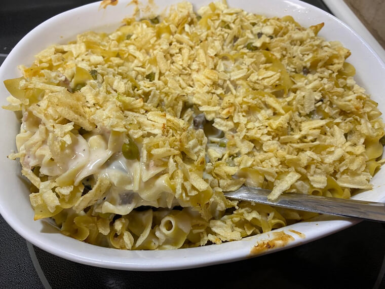 Tuna Noodle Casserole With Crushed Potato Chips