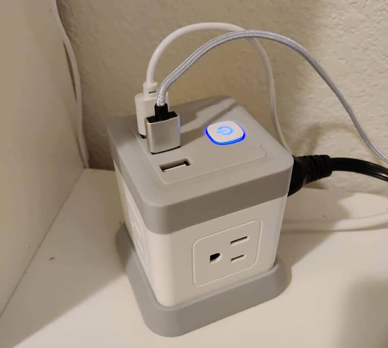 The Multitasking Power Strip That Doesn't Take Up Room