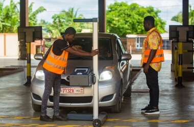 Well-Paid Jobs for High School Graduates