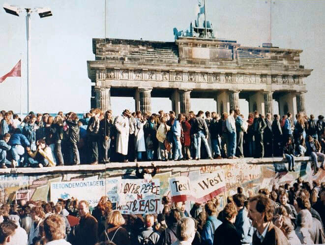 The Collapse of the Berlin War