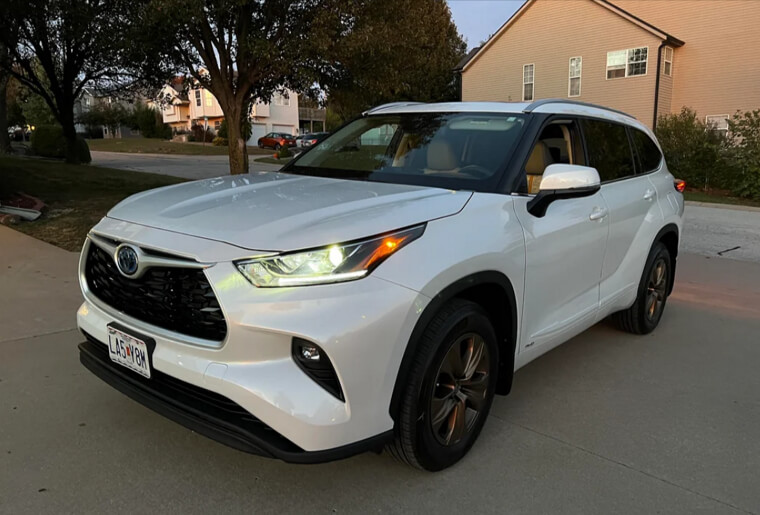 Toyota Highlander (V6)