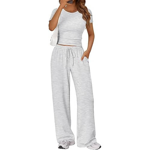 Chic Two Piece Lounge Set that Keeps You Stylish and Comfortable. Now 22% Off!