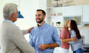 Was du tun kannst, wenn du die Familie deines Partners nicht magst