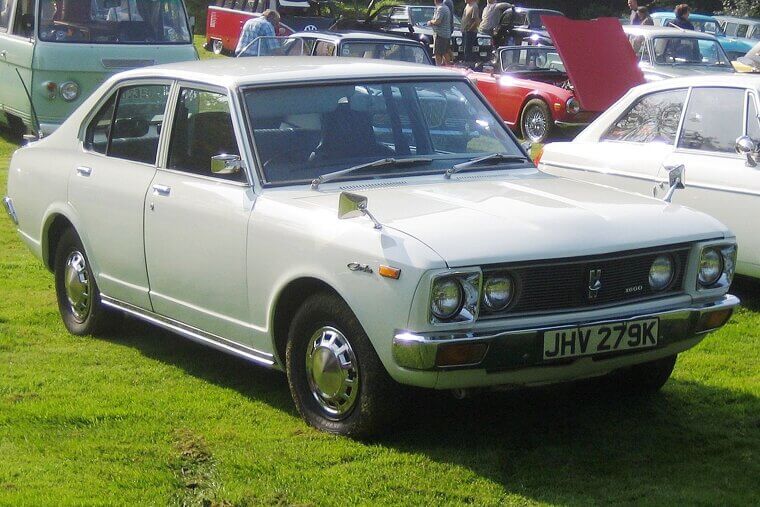 ​Toyota Carina (1970–2001)