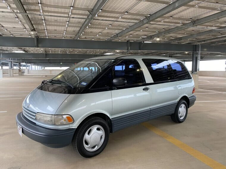 ​Toyota Previa (1991–1997)