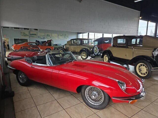 1969 Jaguar E-Type - $79,995
