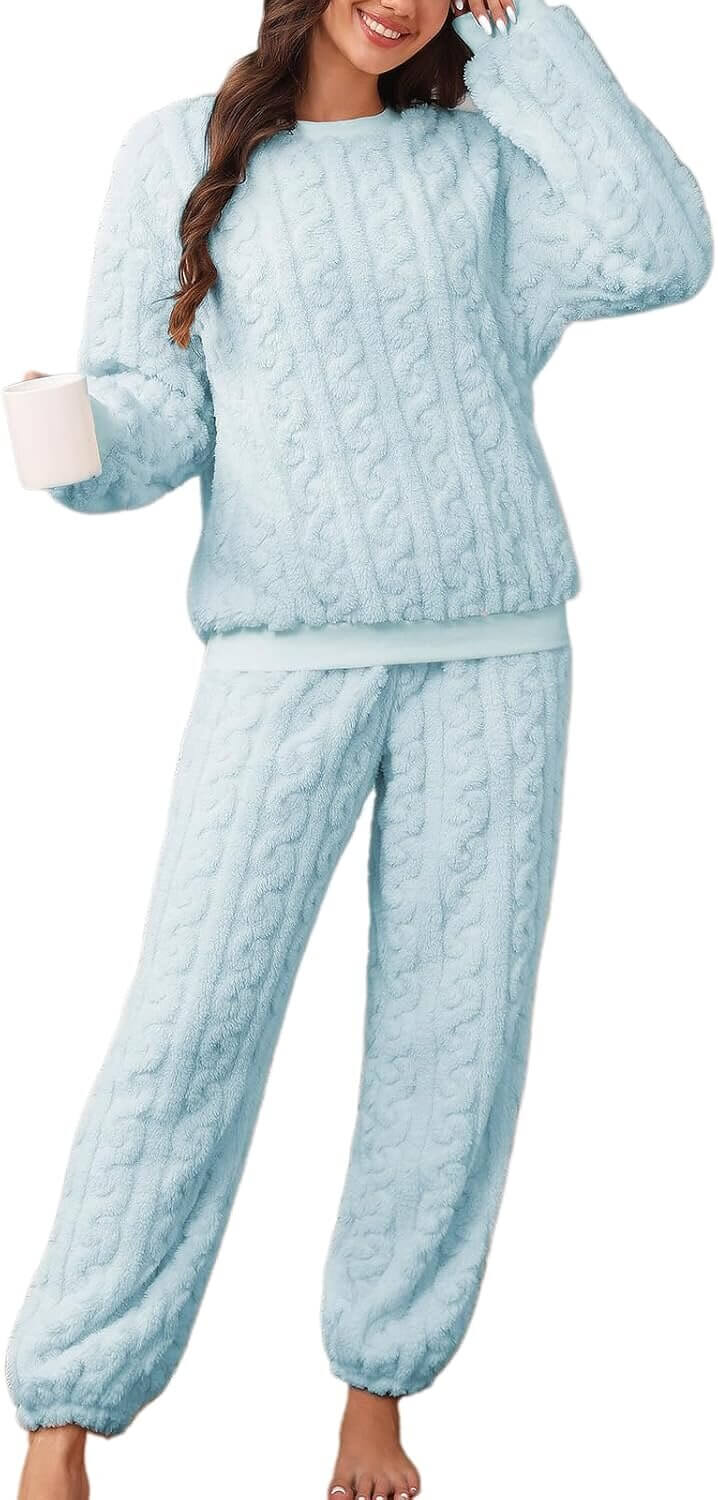 Women's Cozy Flannel Pajamas - Soft, Warm, Stylish Comfort - Don’t Miss the 13% Discount!