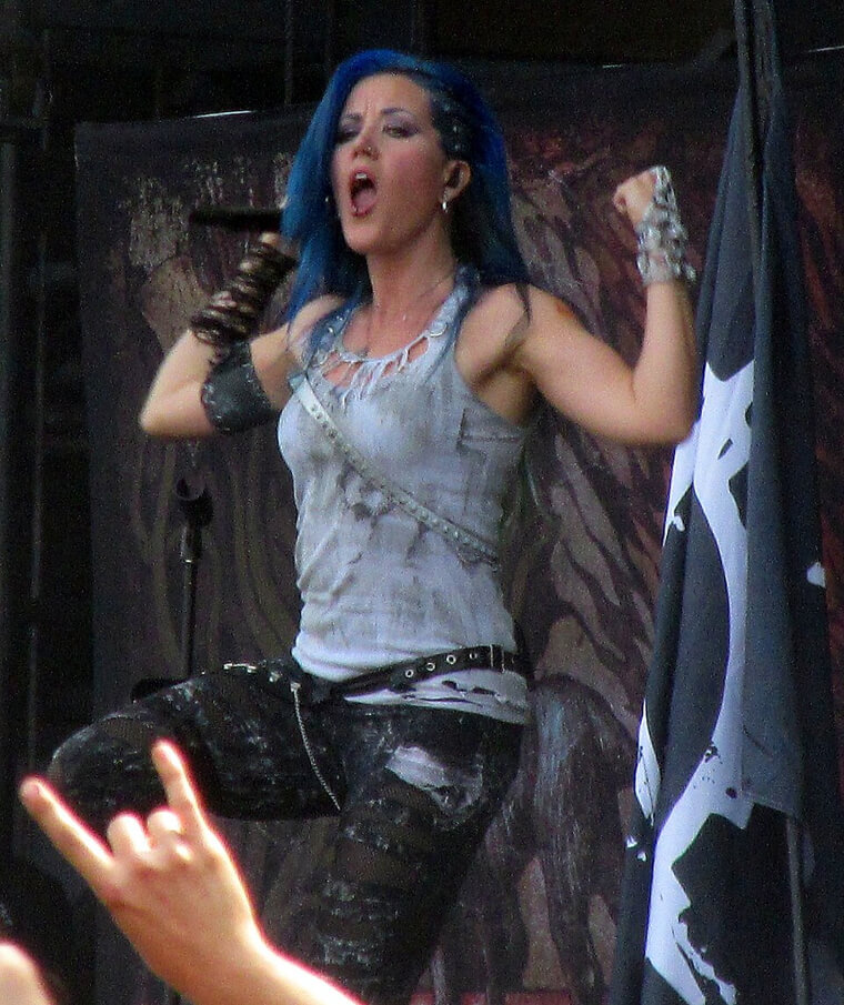 Alissa White-Gluz (Arch Enemy) - Ferocious Melodic Death Metal Growls and Environmental Activism