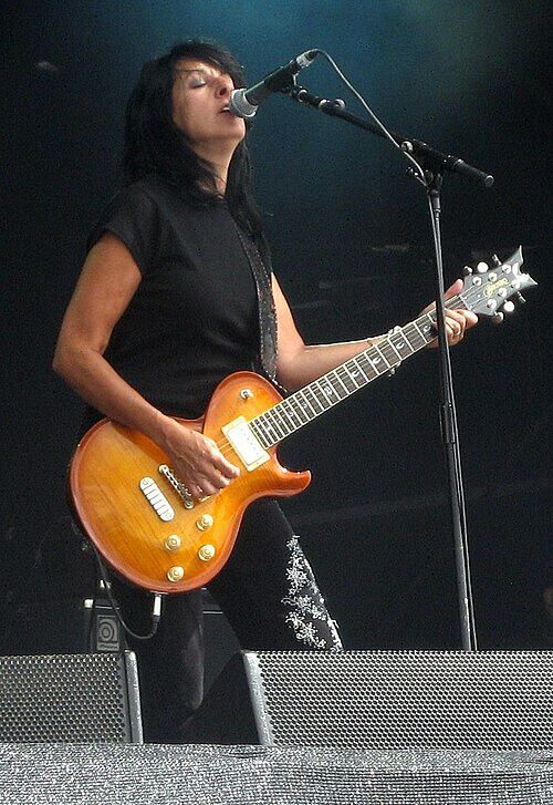 Kim McAuliffe (Girlschool) - Rhythm Guitar Leadership and All-Female NWOBHM Longevity