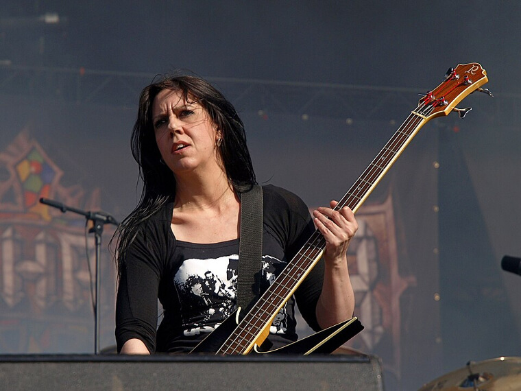 Jo Bench (Bolt Thrower) - Thunderous Low-End Basslines and Decades of Death Metal Dominance