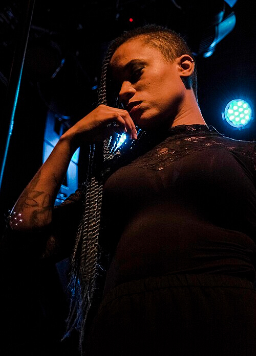 Cammie Beverly (Oceans of Slumber) - Soulful Melodies and Doom Metal Resonance