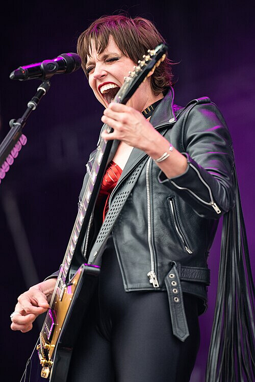Lzzy Hale (Halestorm) - Gritty Hard Rock Belting and Grammy-Winning Guitar Anthems