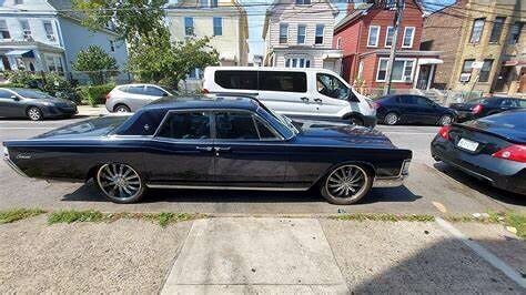 Lincoln Continental