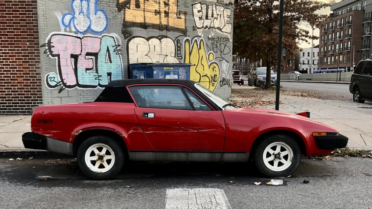 Triumph TR7