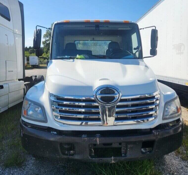 2007 ROLLBACK HINO TOW TRUCK - $20,000.00