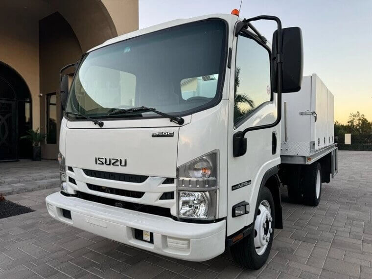 2018 Isuzu NPR-HD PEST CONTROL / SPRAY TRUCK - $49,999