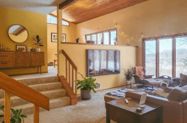 What It Was Really Like to Buy Your First Home in the 70s