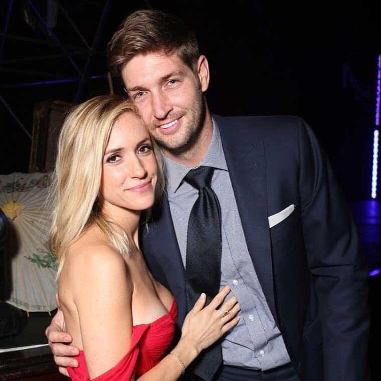 Jay Cutler (6’3″) & Kristin Cavallari (5’3″) – 12 inches