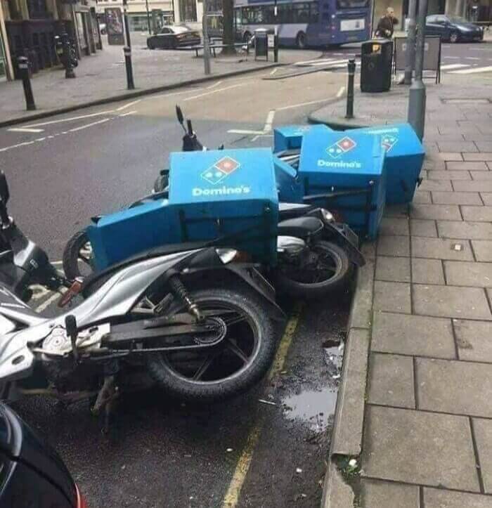 ドミノ効果が現実世界でも起こった!