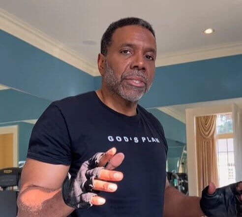 Valeur nette de Creflo Dollar : 27 millions de dollars