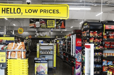 What Smart Shoppers Always Buy at Discount Stores