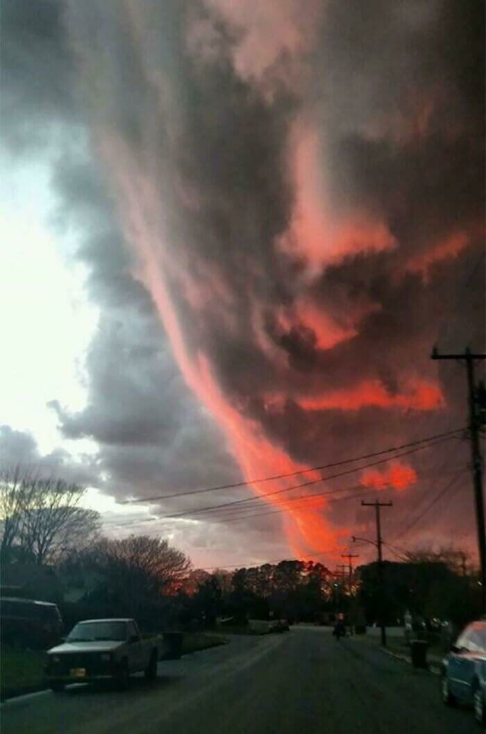 A Giant Face In The Clouds