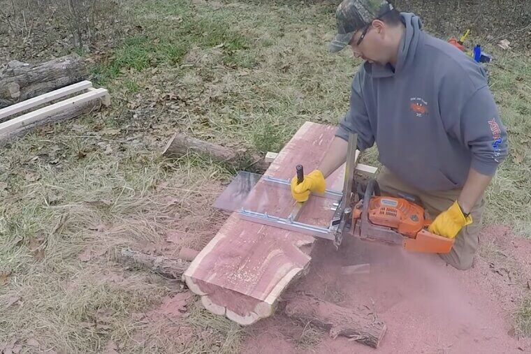 Chainsaw Mill Attachment