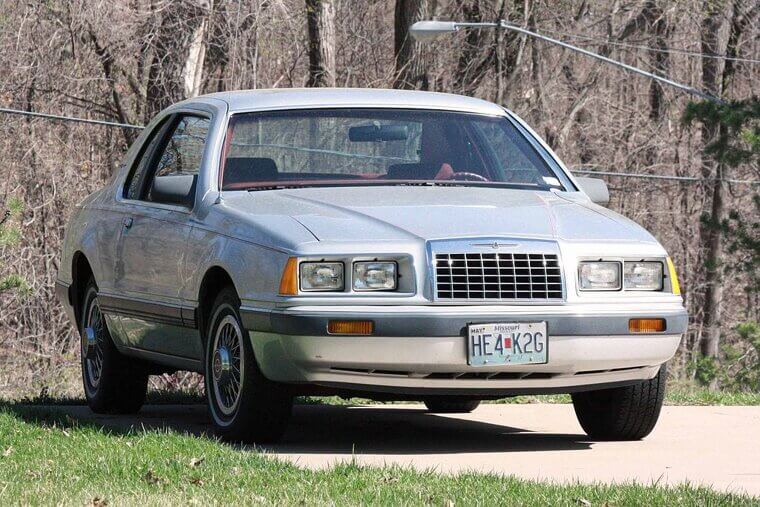 Ford Thunderbird (9th Gen) (1983–1988)