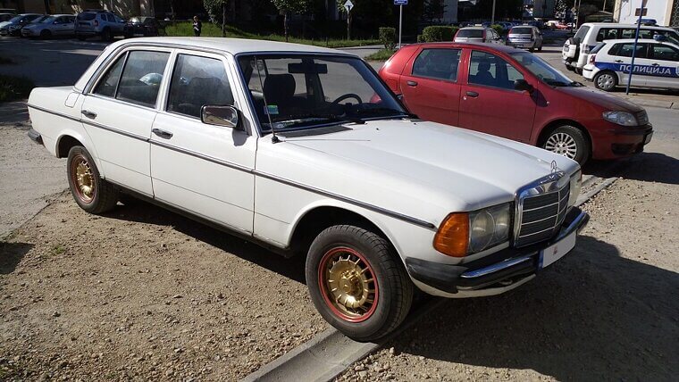 Mercedes-Benz W123 (1976–1985)