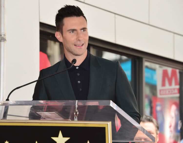 Adam Levine Won't Give Autographs To Ugly Girls