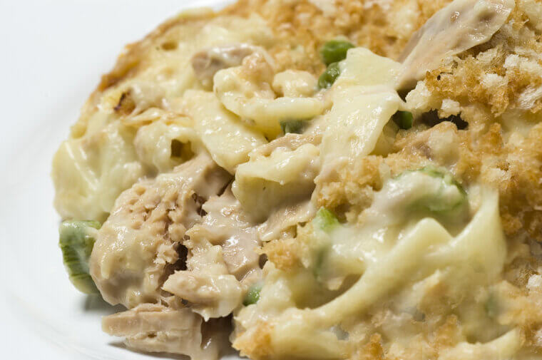 Cazuela de fideos con atún