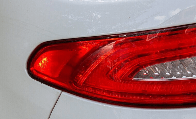 The Hidden Warning Signs Inside a Car Dealership