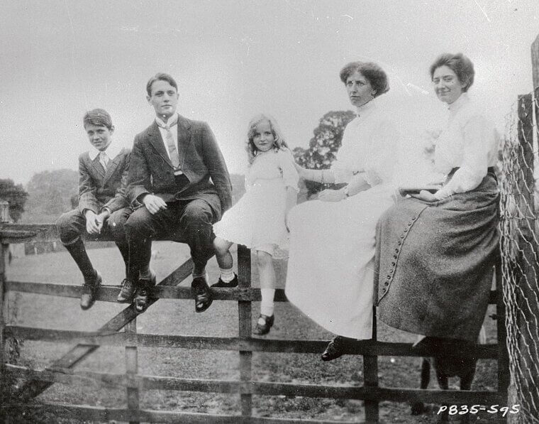 A Proper English Education