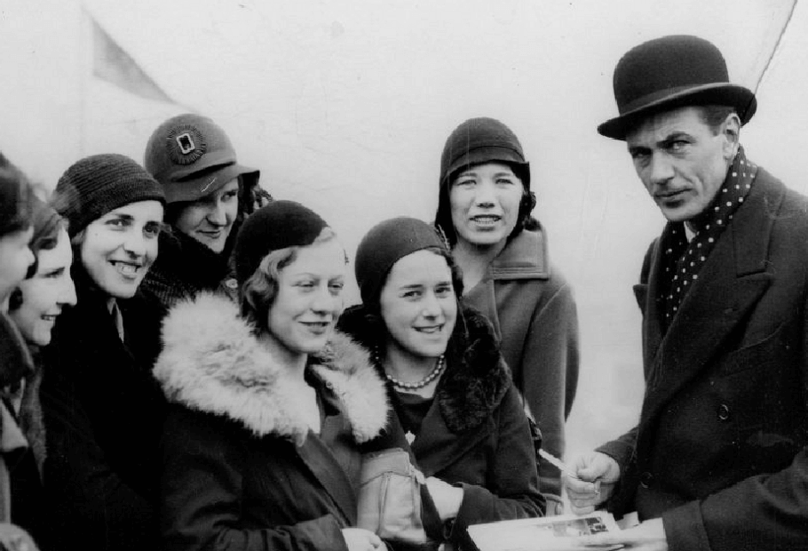 Gary Cooper's Rise to Fame, From Humble Beginnings to Super Stardom