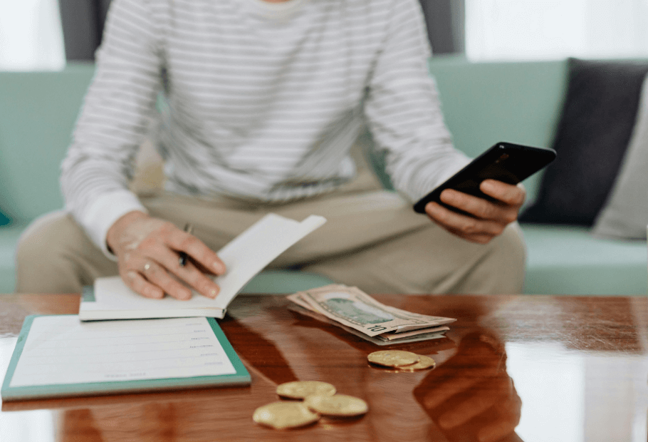 Building Confidence in Managing Your Own Finances